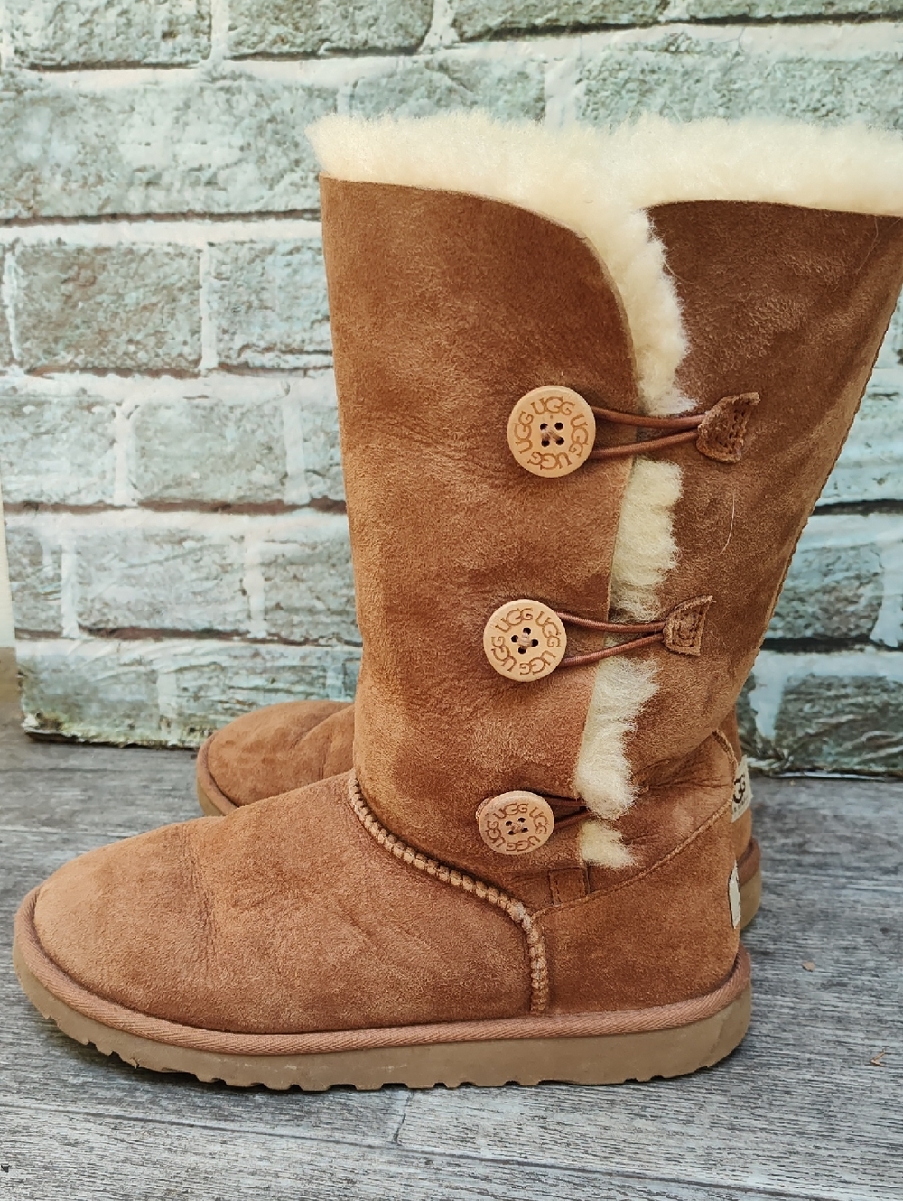 Ugg Tall Bailey Button Boots, Size 6 - Picture 3 of 11
